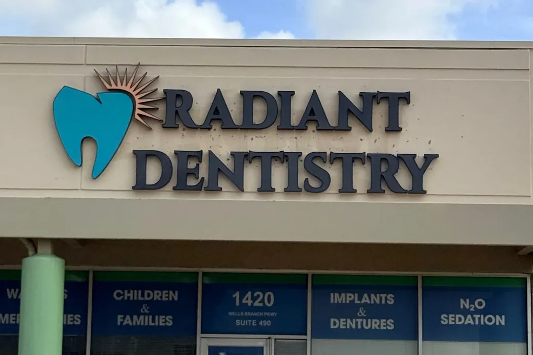 The Radiant Dentistry ATX storefront at 1420 Wells Branch Pkwy, Suite 490